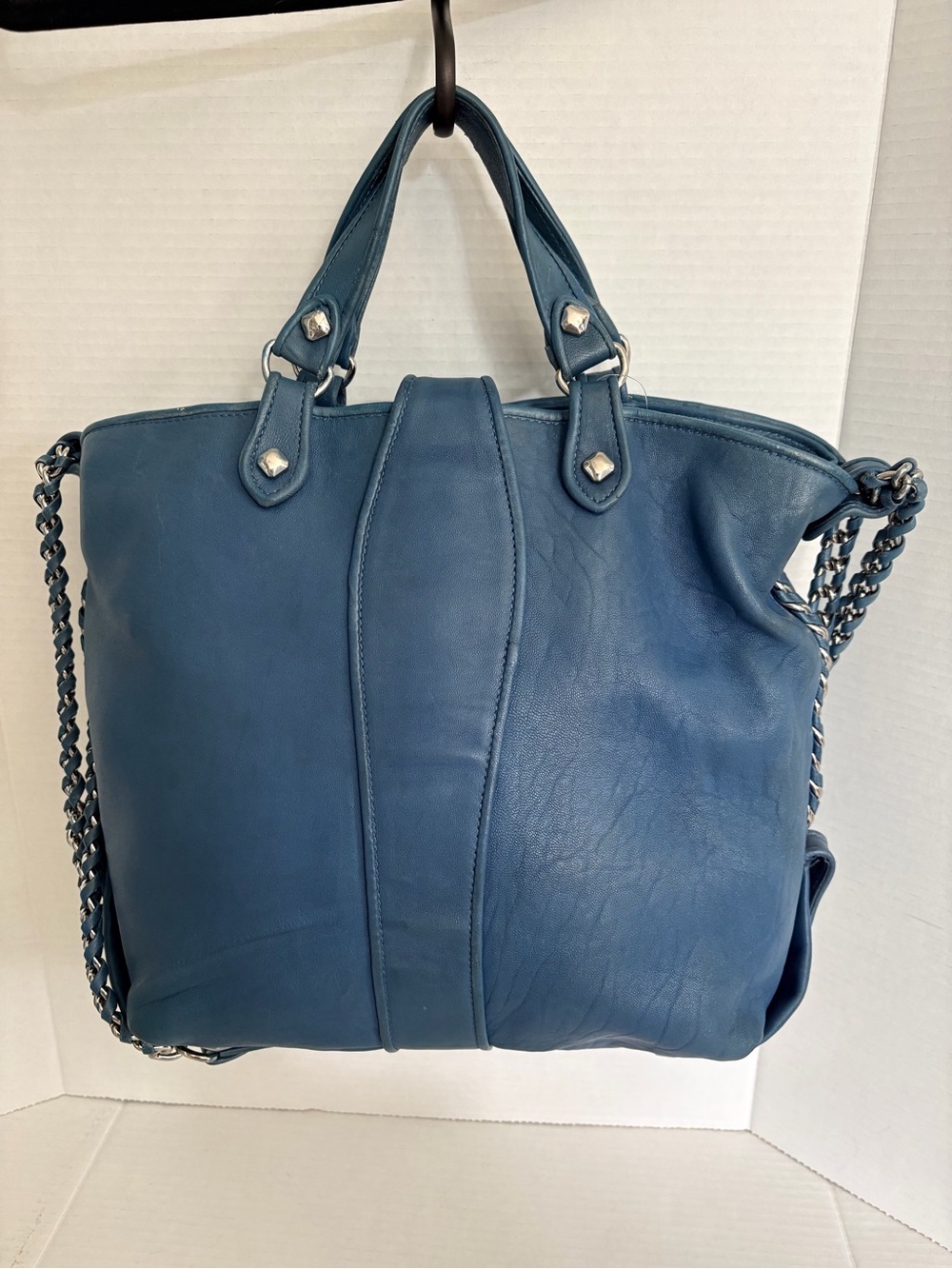 MCM Navy Blue Leather Shoulder Bag with Chain Straps - Picture 2 of 16